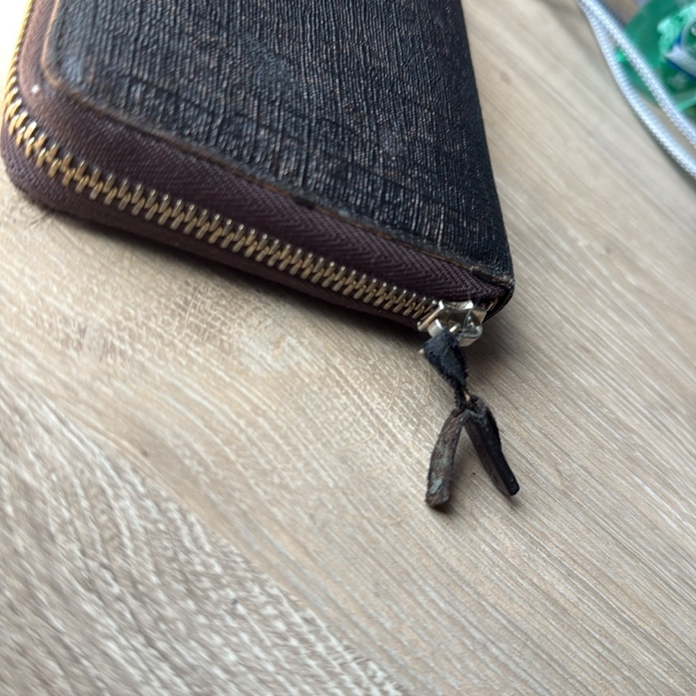 Gucci Brown Leather Wallet - Picture 5 of 11